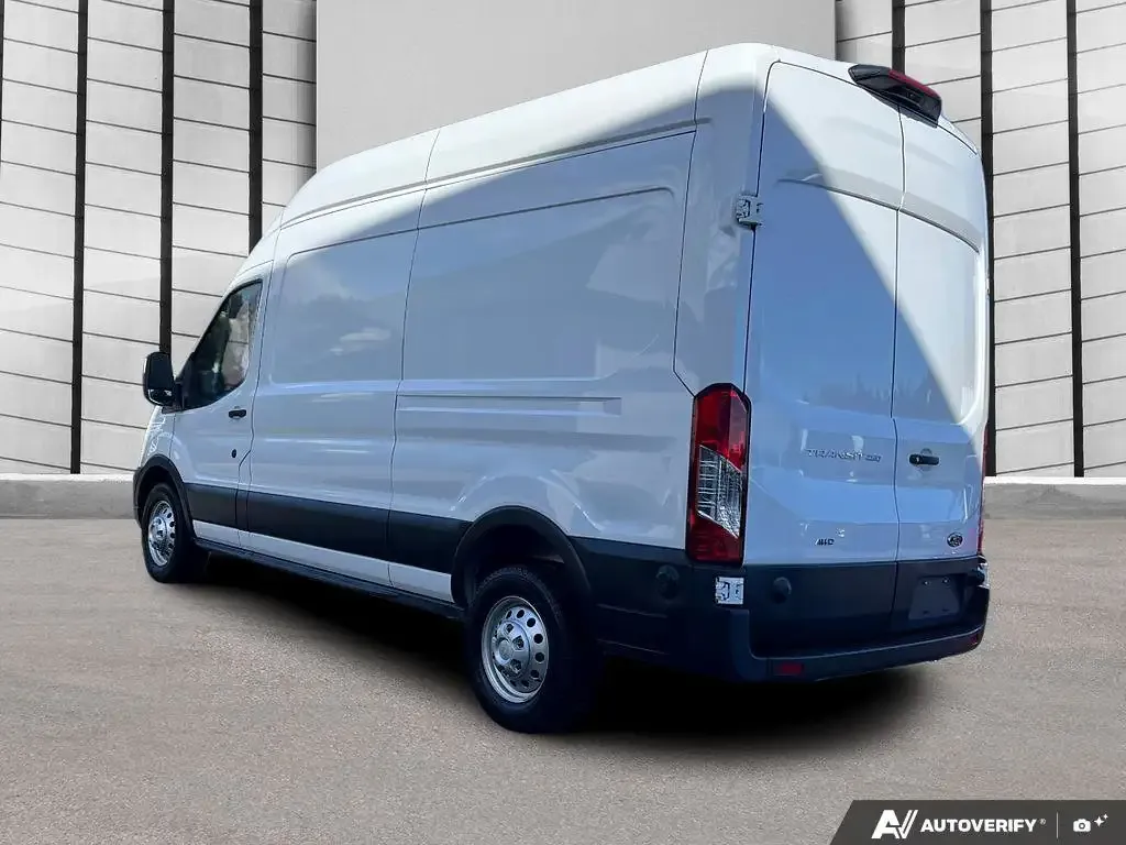 Ford Transit Cargo Van 2025 photo 4