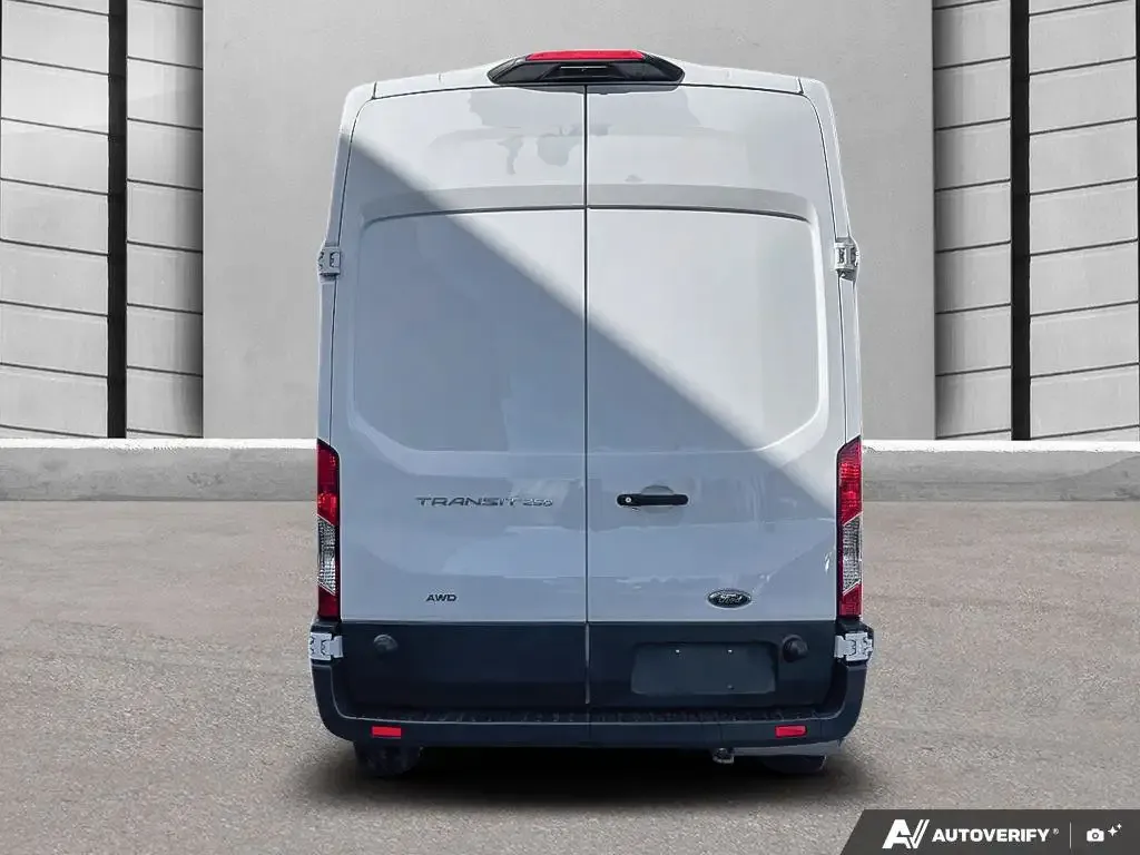 Ford Transit Cargo Van 2025 photo 5