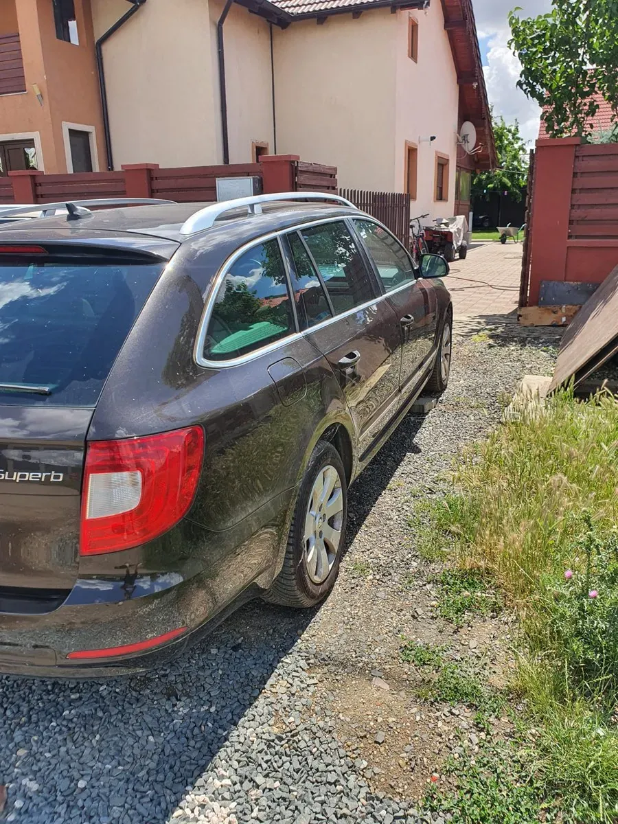 Skoda Superb 2013 photo 3