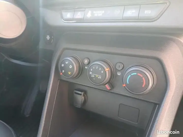 Dacia Sandero 2023 photo 4