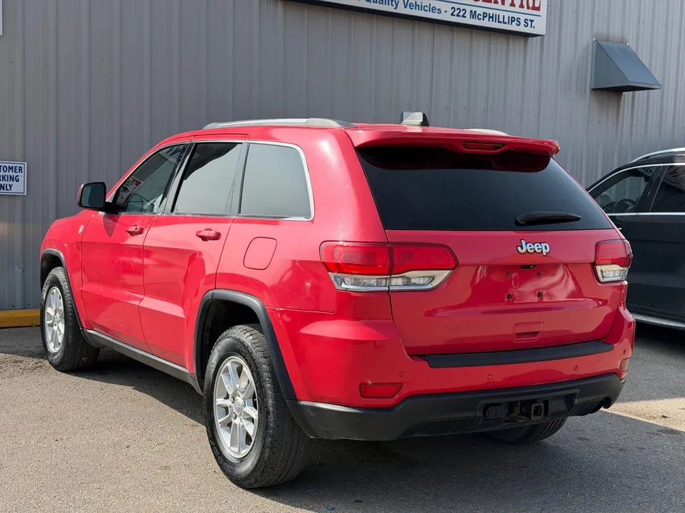 Jeep Grand Cherokee Laredo 4X4 2018 photo 3