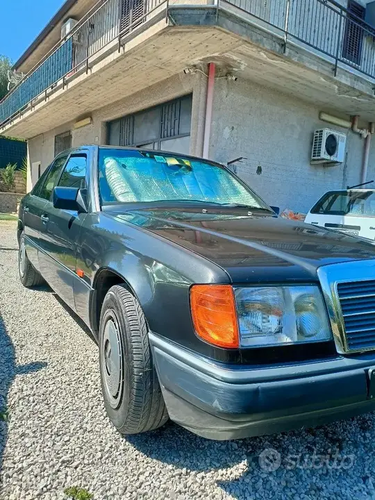 Mercedes-Benz Auto 1991 photo 5