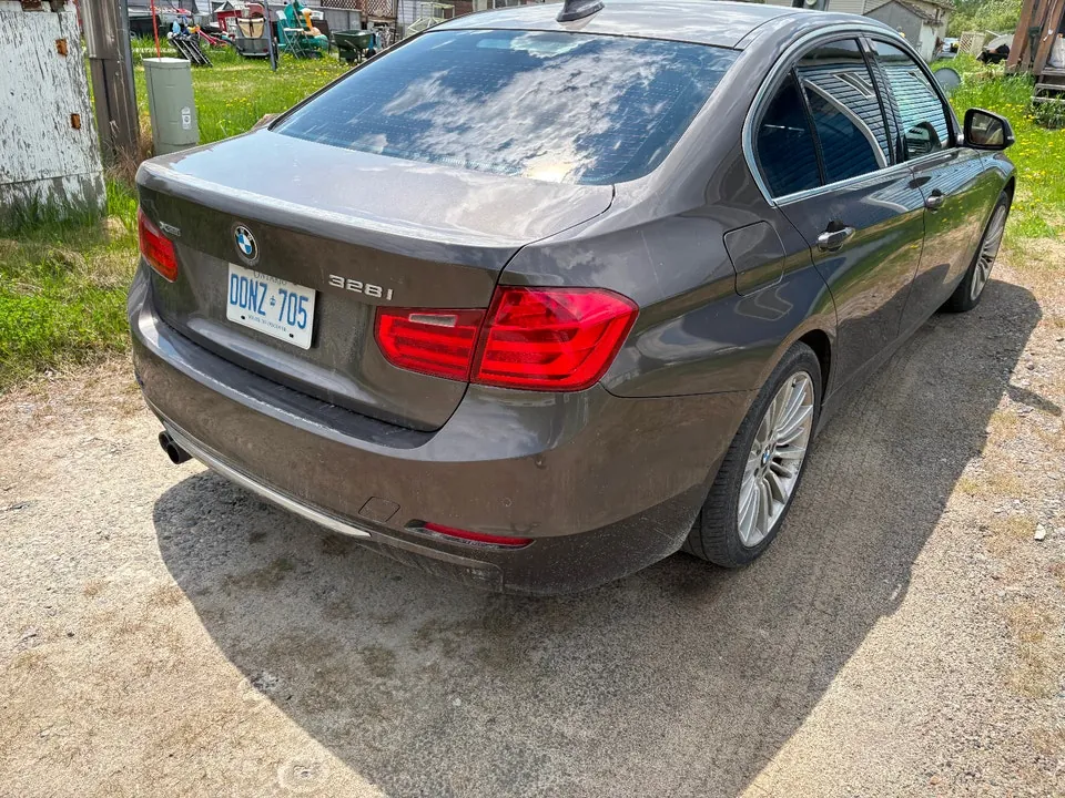 BMW 3 Series 2013 photo 4