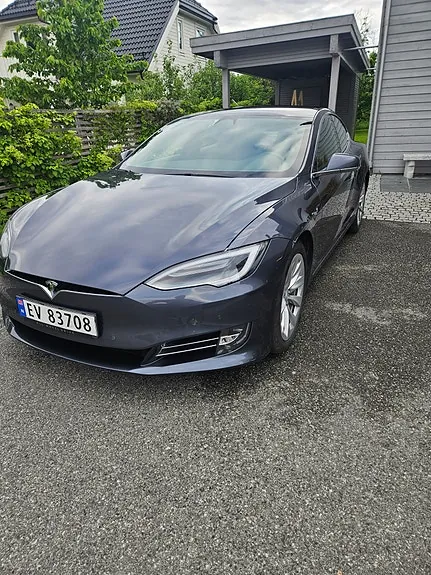 Tesla Model S 2019 photo 5