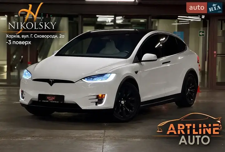 Tesla Model X