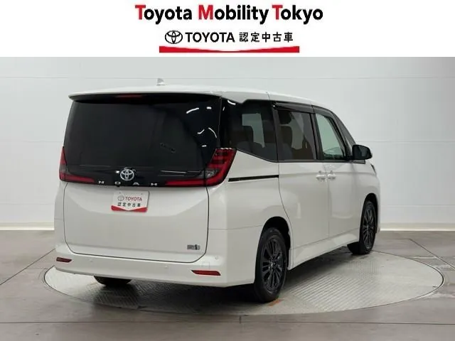 Toyota Corolla Hybrid X 2023 photo 2