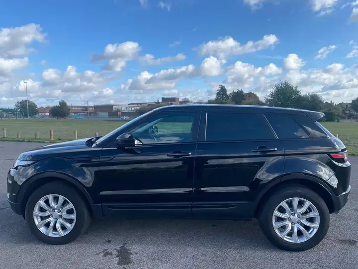 Land Rover Range Rover Evoque 2016 photo 2
