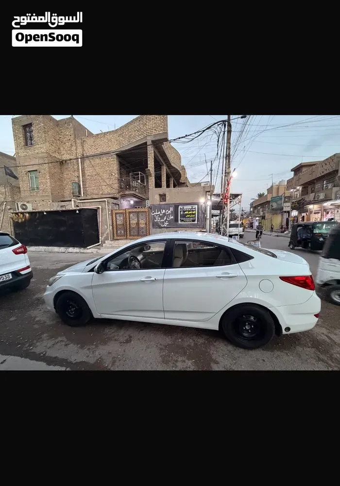 Hyundai Accent 2015 photo 2