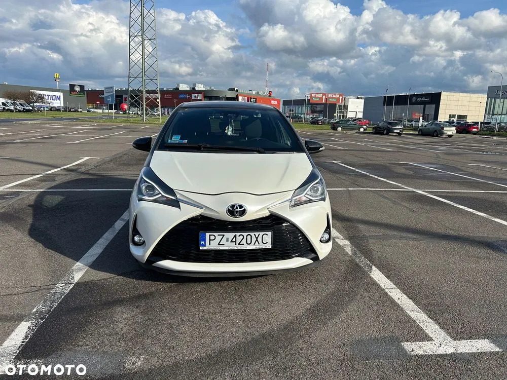 Toyota Yaris 2017 photo 3
