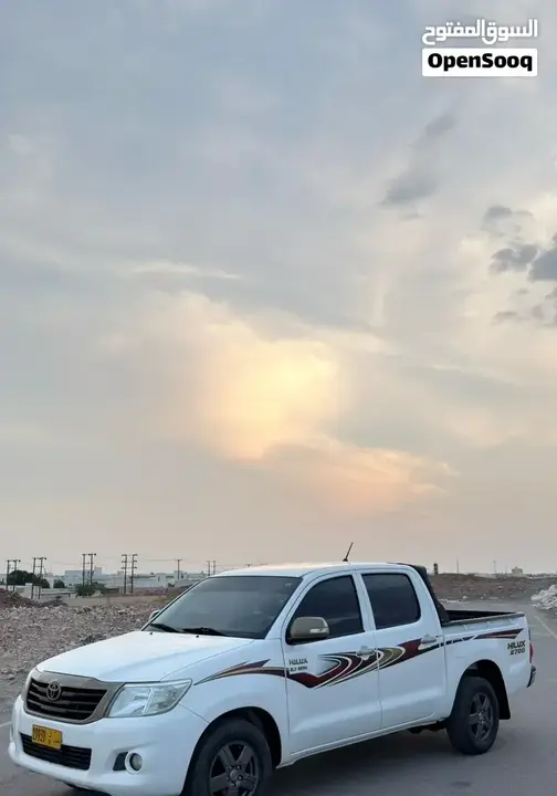 Toyota Hilux 2014 photo 2