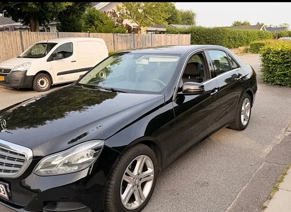 Mercedes-Benz E200