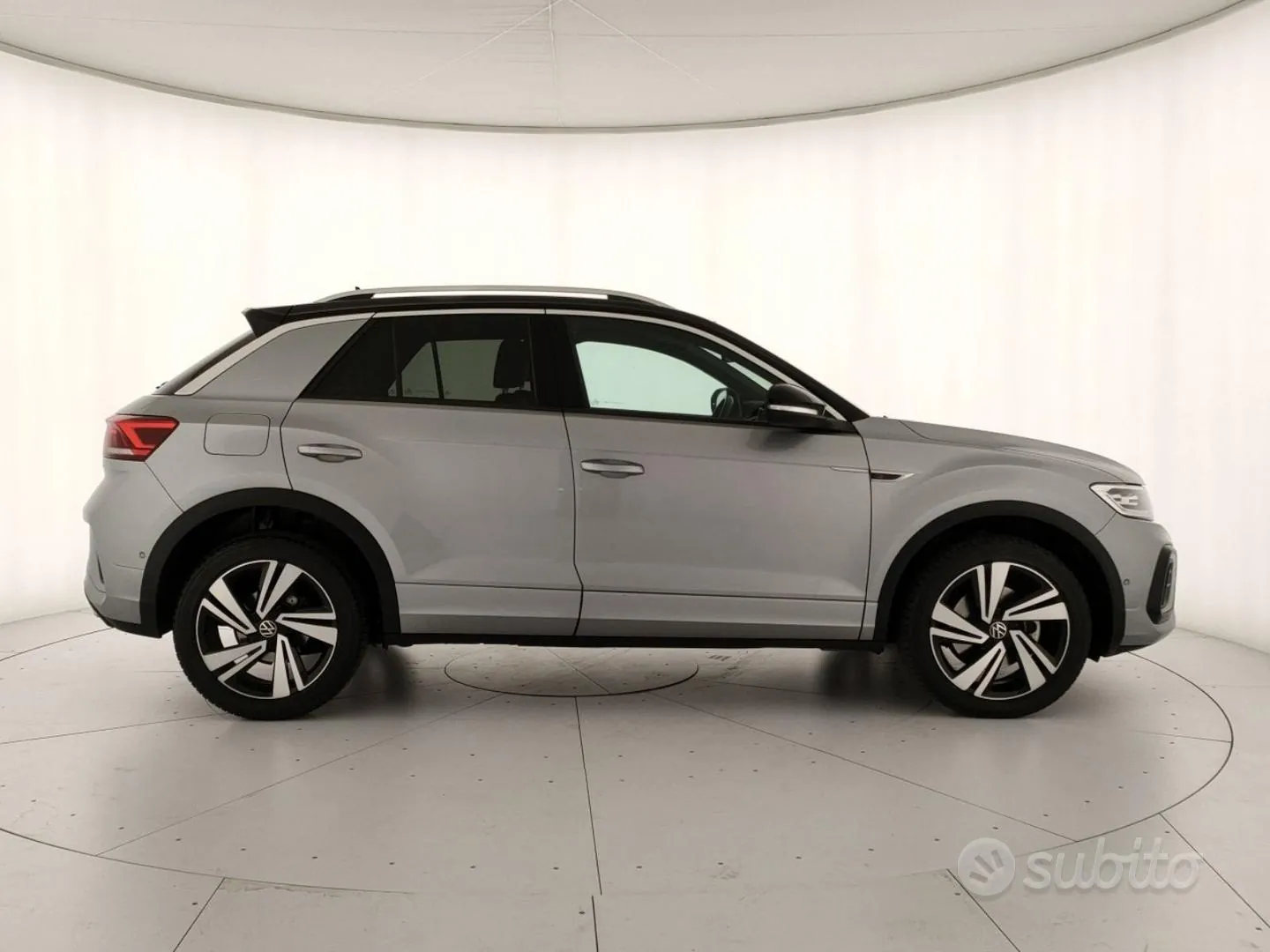 Volkswagen T-Roc 2024 photo 3