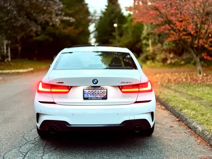 BMW 3 Series 2021 photo 2