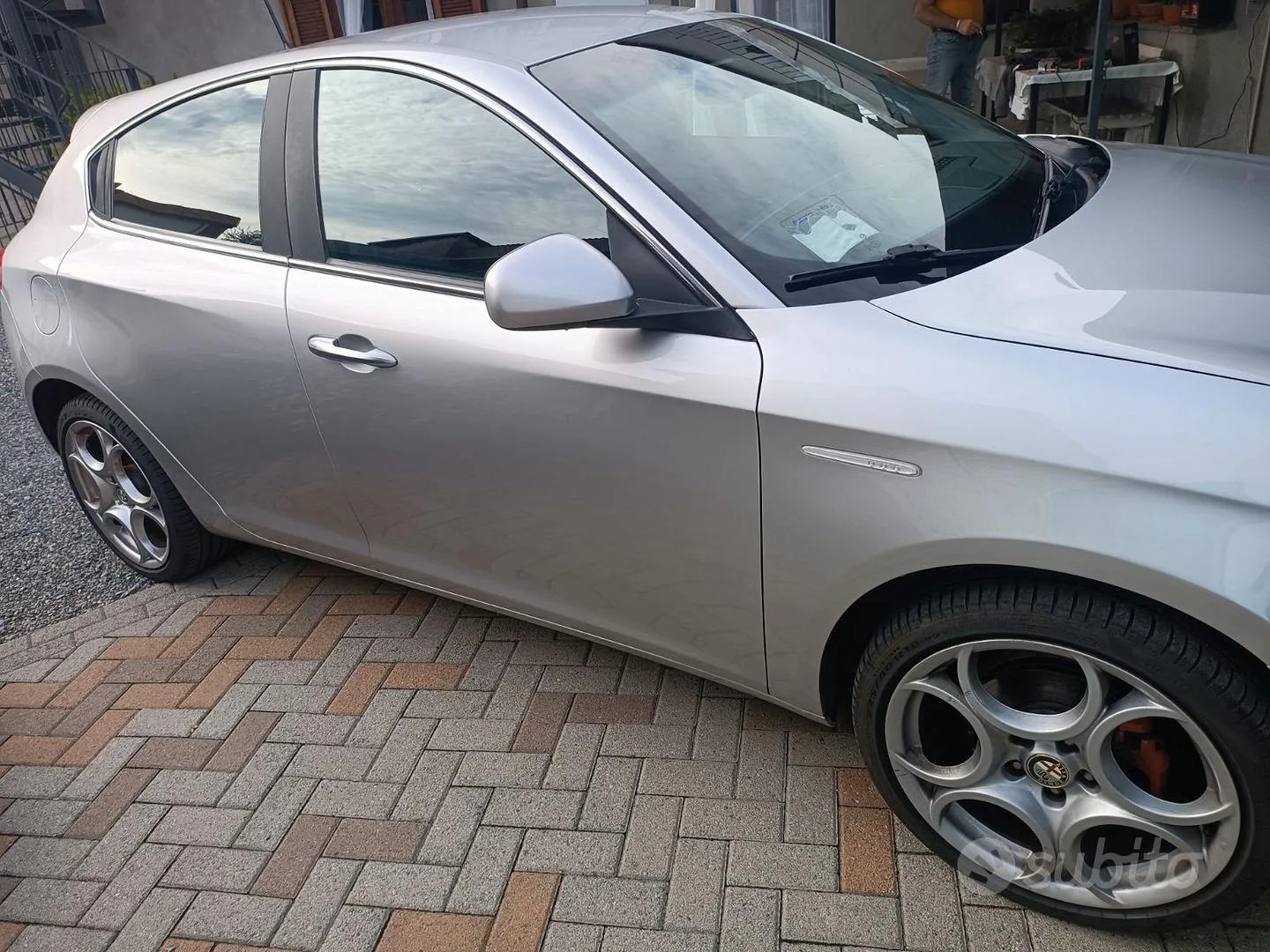 Alfa Romeo Giulietta 2012 photo 3
