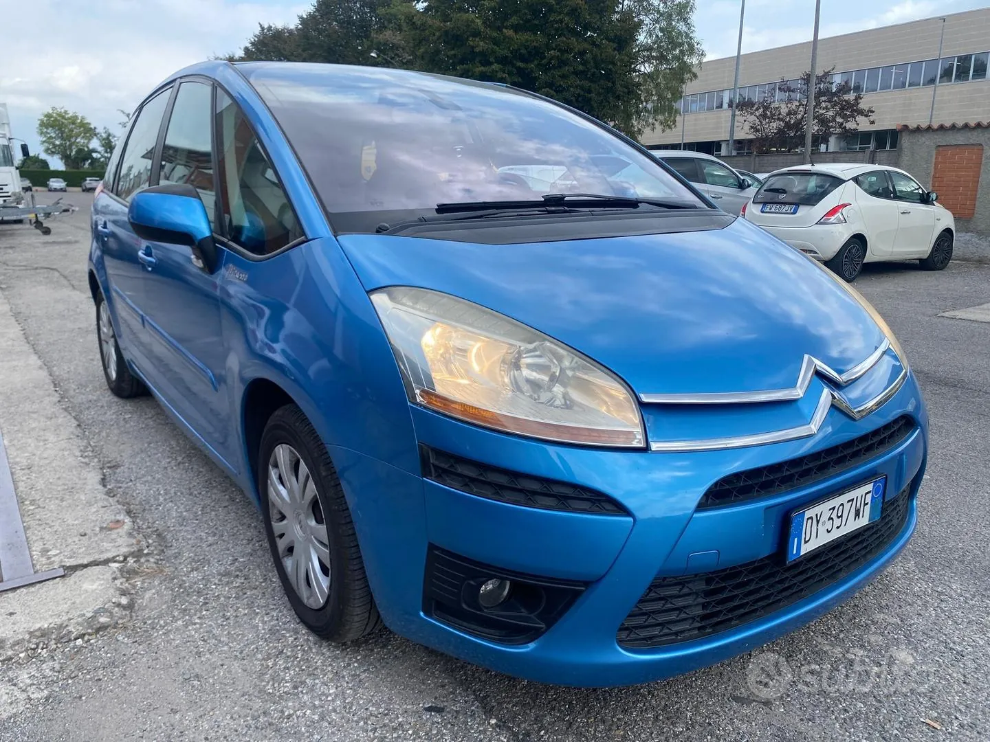 Citroen C4 Grand Picasso 2009 photo 2