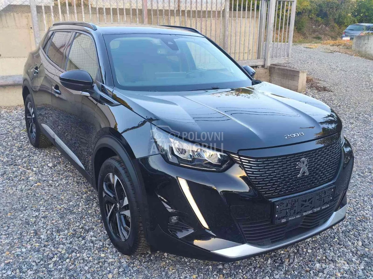 Peugeot 2008 2021 photo 3