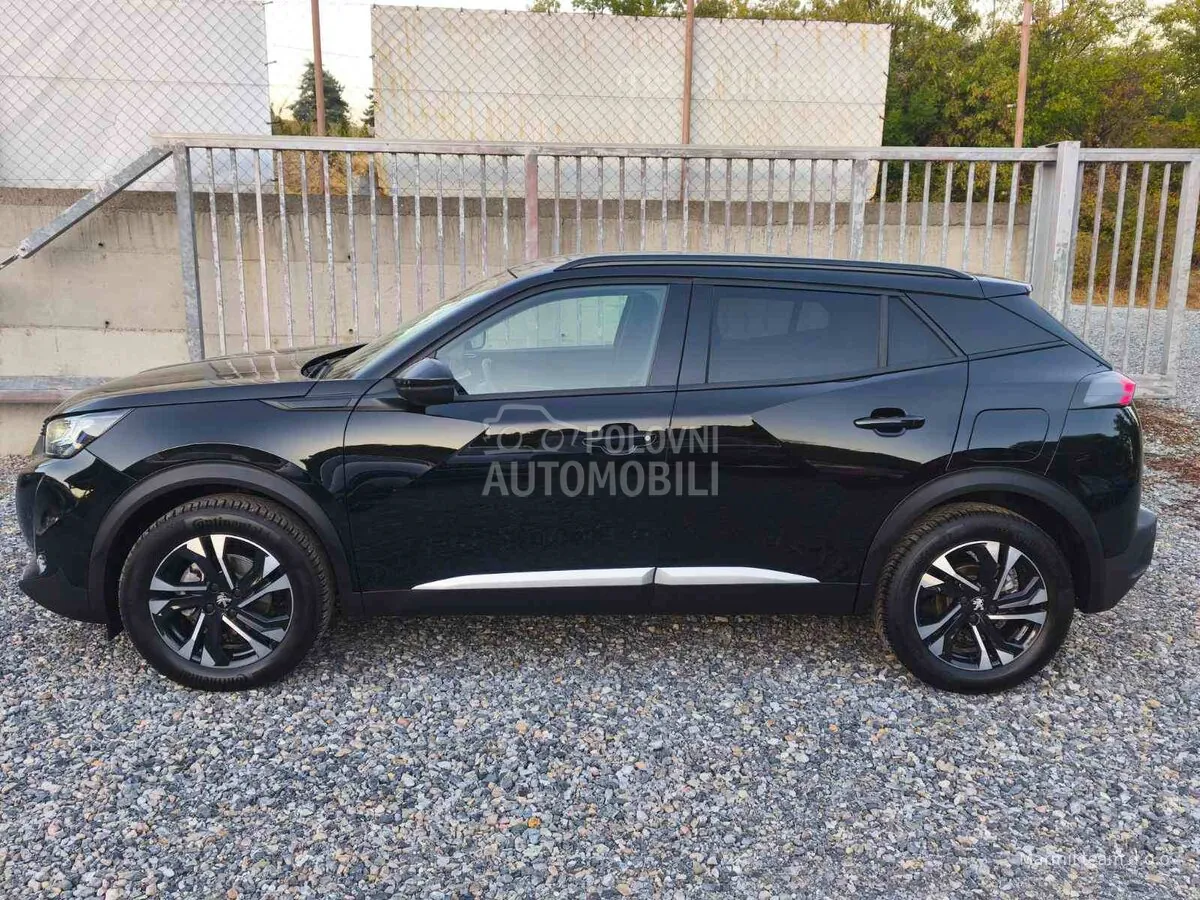 Peugeot 2008 2021 photo 5