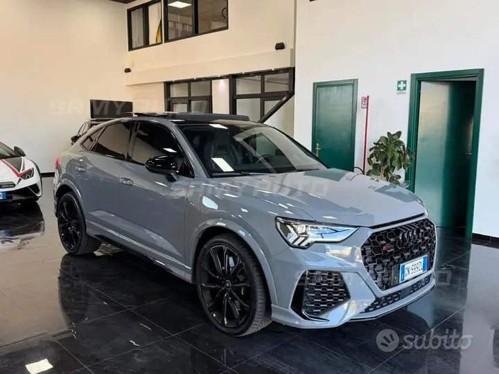 Audi Q3 2023 photo 2