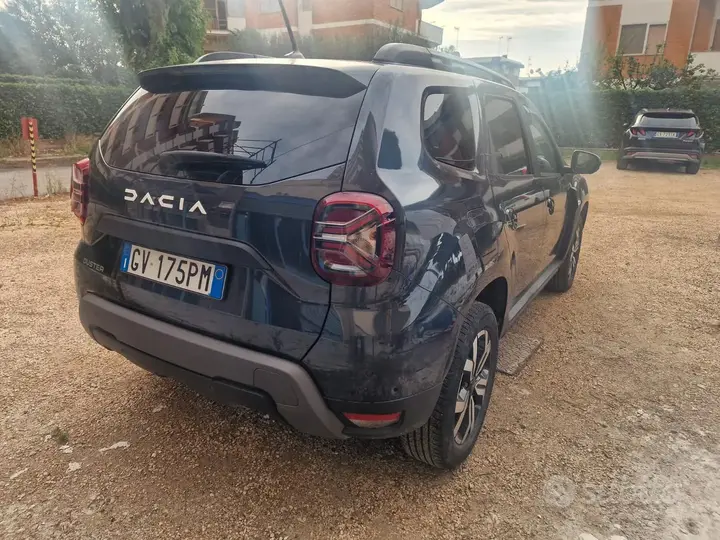 Dacia Duster 2024 photo 3