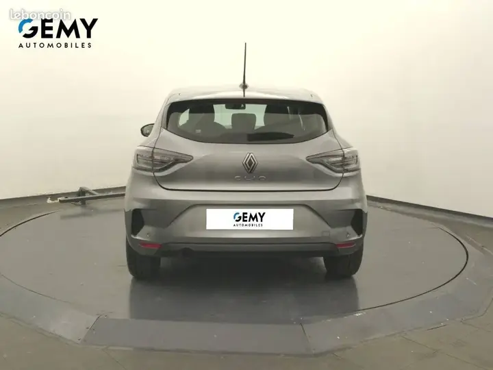 Renault Clio 2025 photo 5