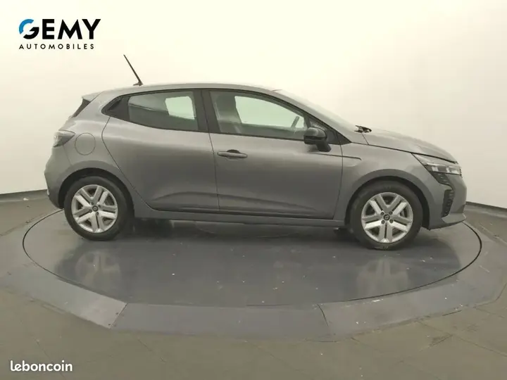Renault Clio 2025 photo 4