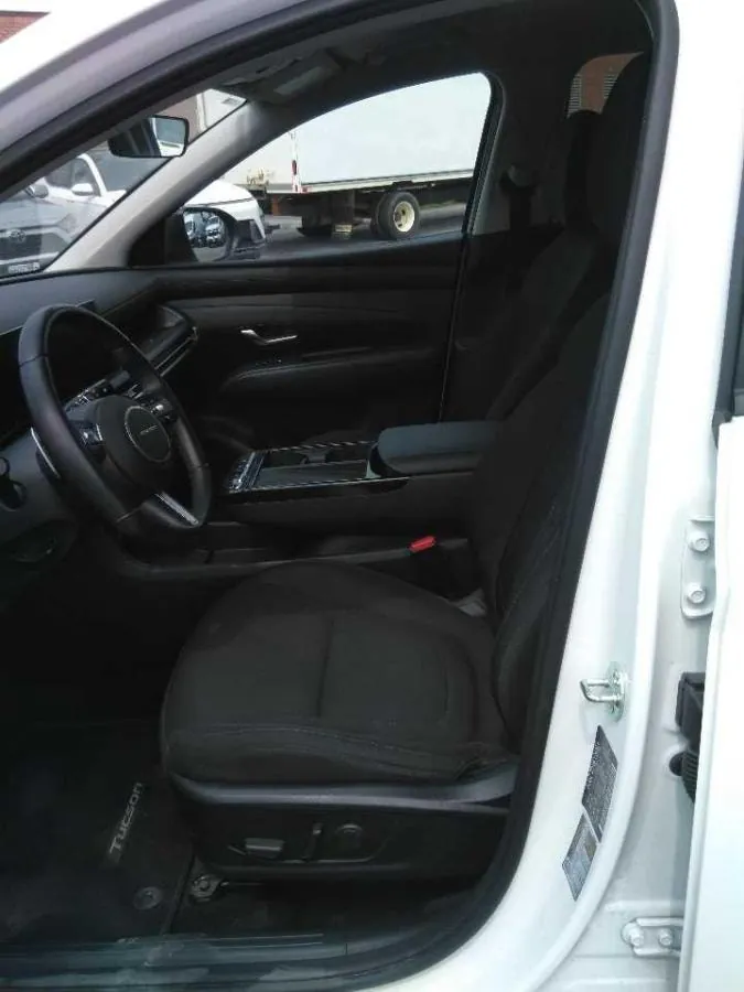 Hyundai Tucson 2026 photo 2