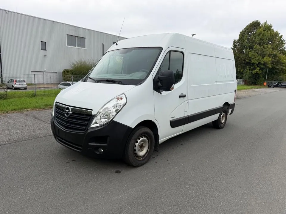 Opel Movano