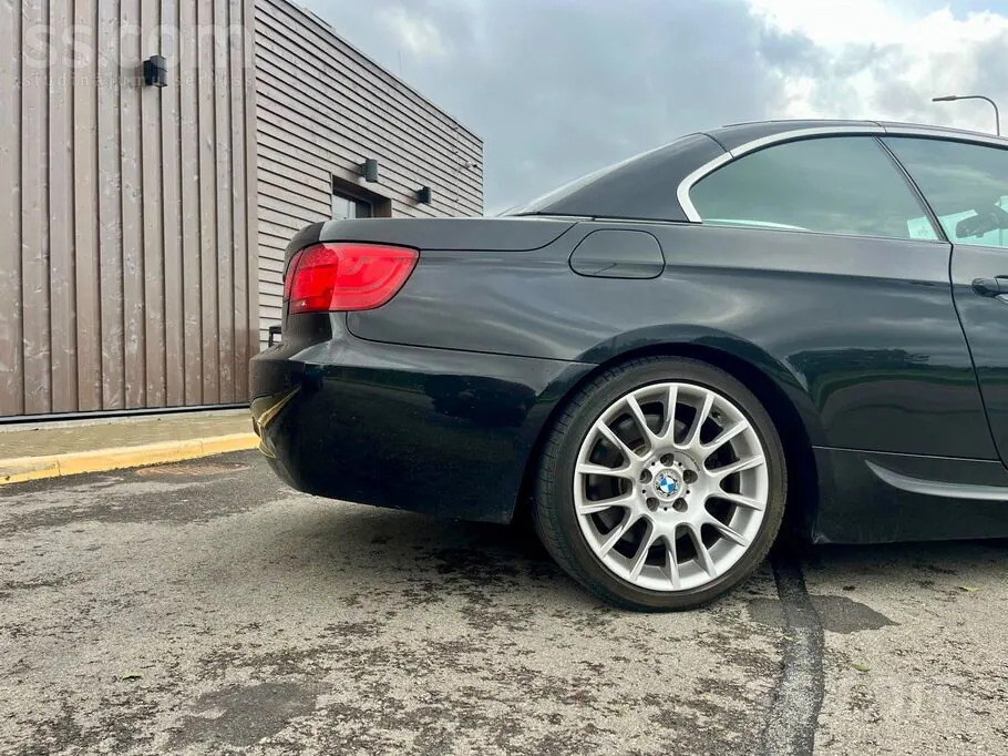 BMW 325 2010 photo 5