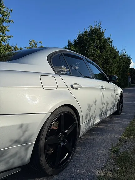 BMW 320I 2006 photo 3