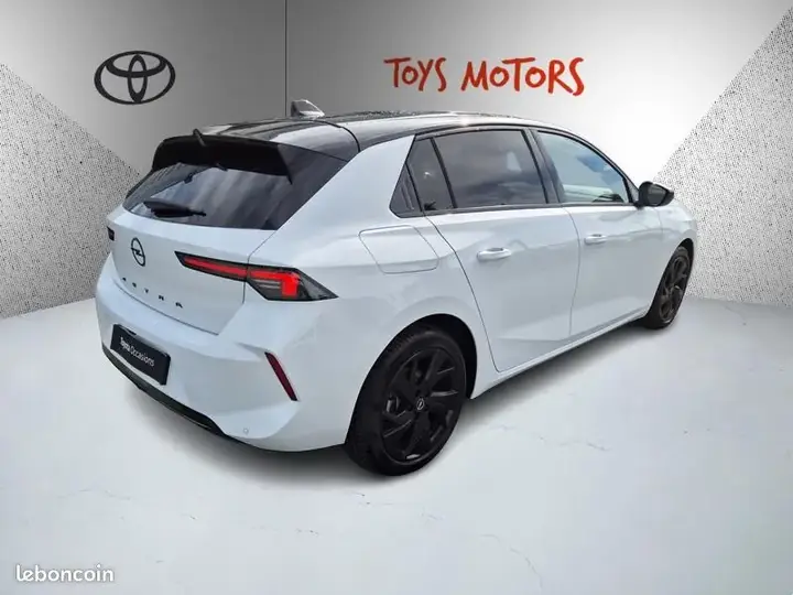 Opel Astra 2024 photo 5