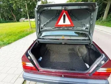 Mercedes-Benz W124