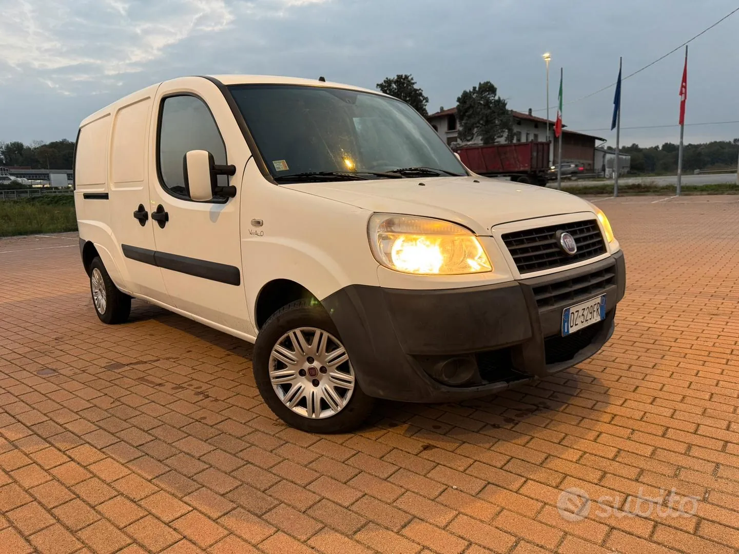 Fiat Doblo 2009 photo 3