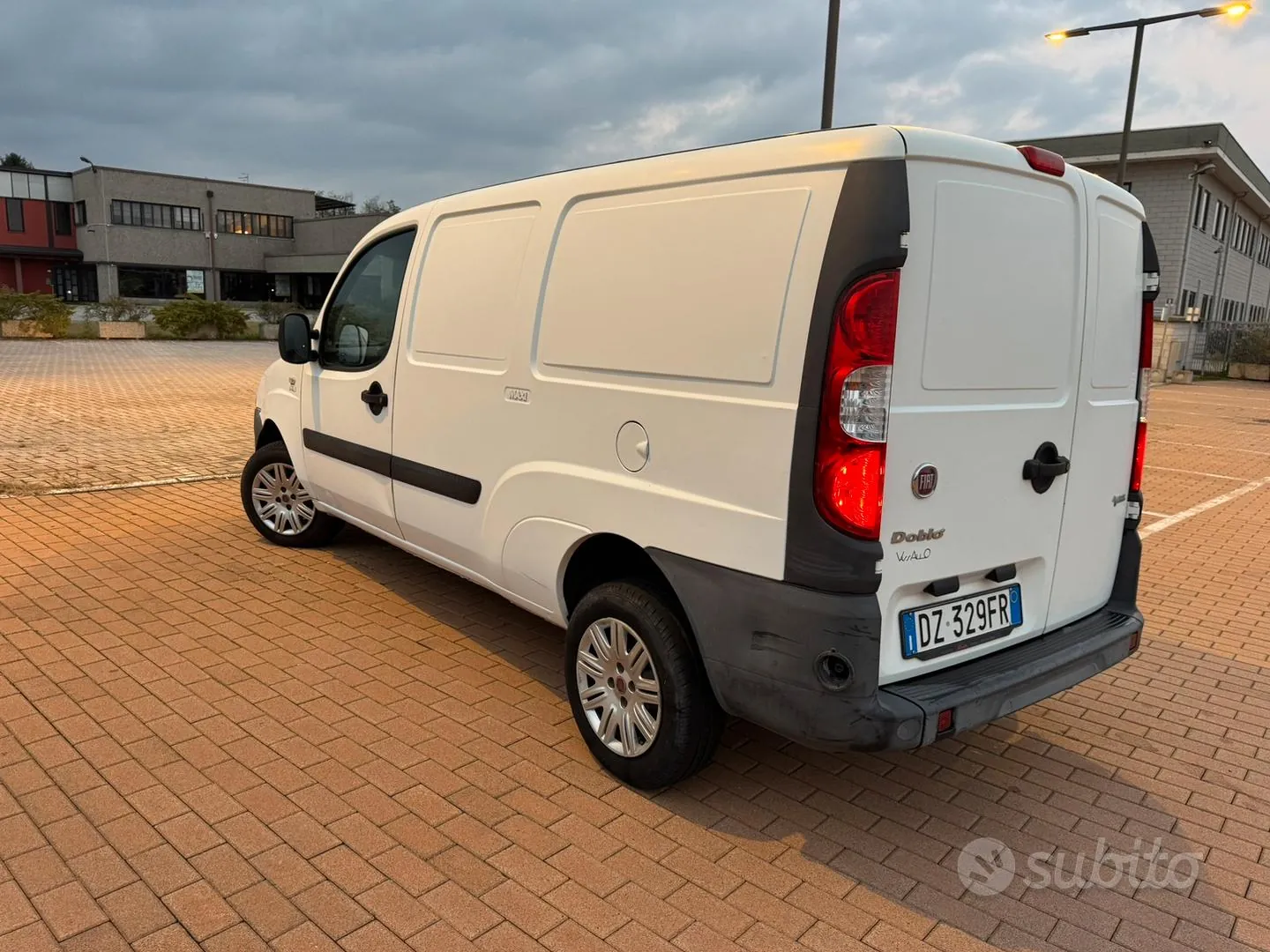 Fiat Doblo 2009 photo 4