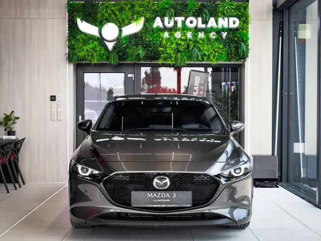 Mazda 3 2019 photo 2