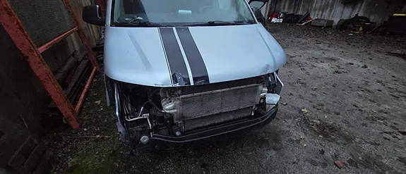 Volkswagen Transporter 2010 photo 2