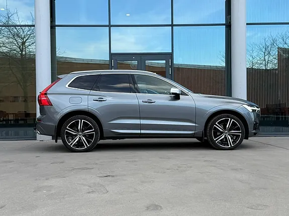 Volvo Xc60 2019 photo 4