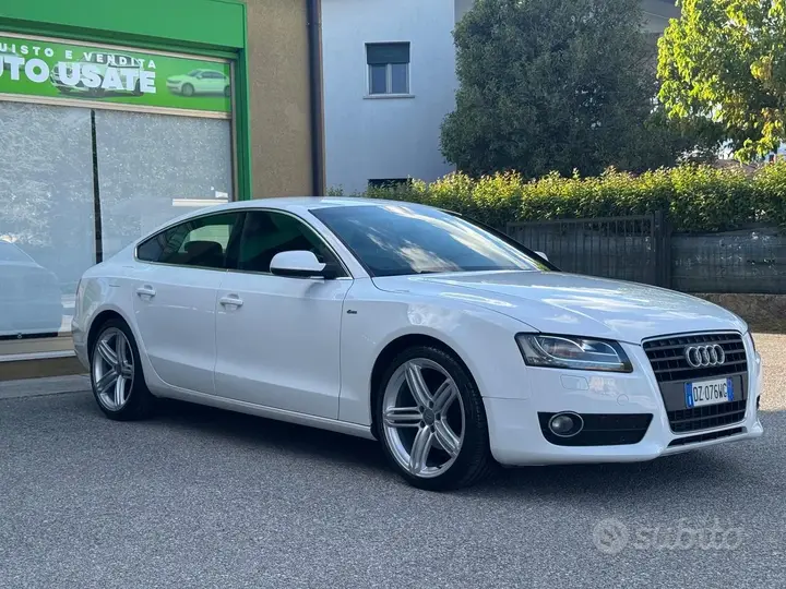 Audi A5 2010 photo 3