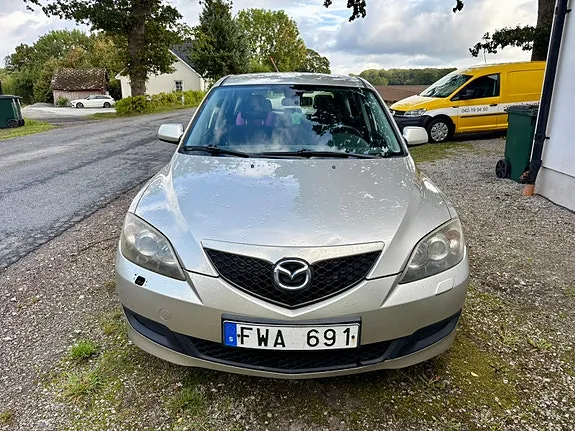 Mazda 3 2007 photo 2