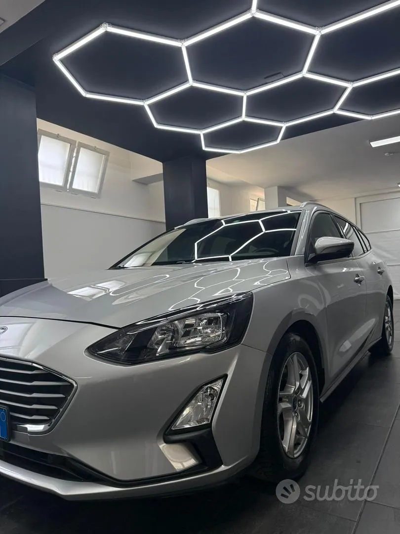 Ford Focus 2021 photo 3