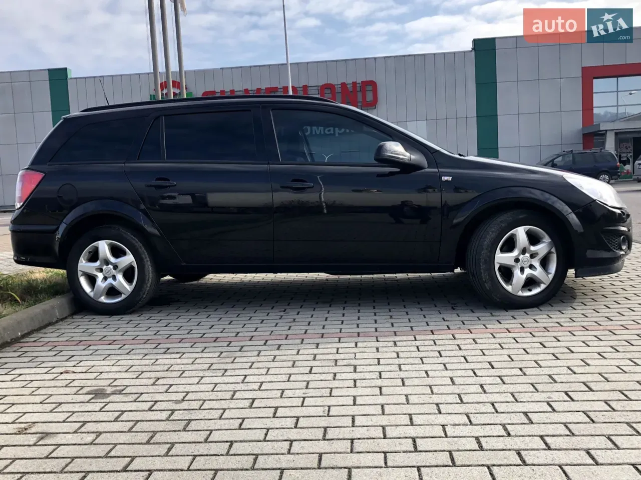 Opel Astra 2009 photo 4