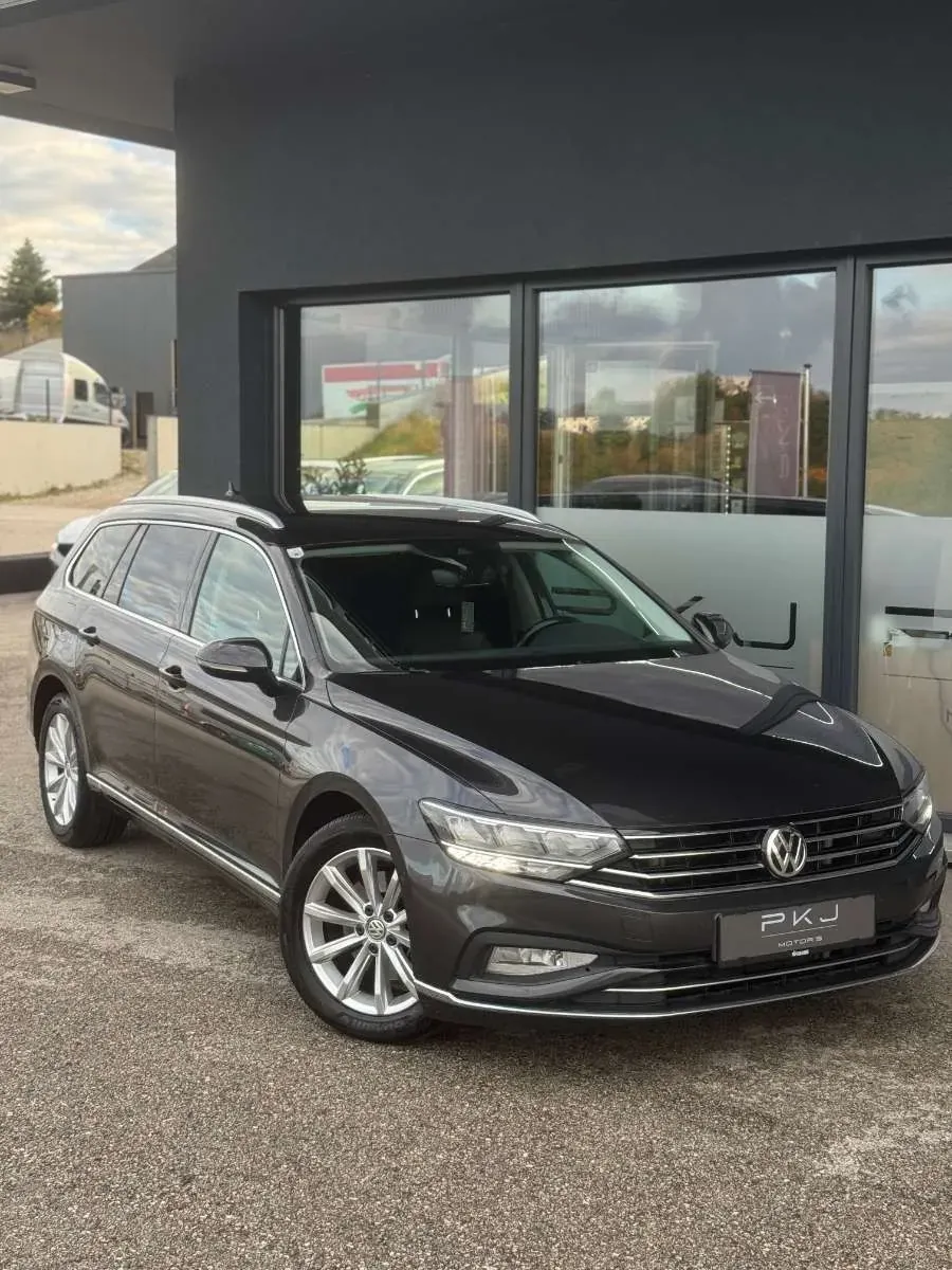 Volkswagen Passat 2020 photo 2