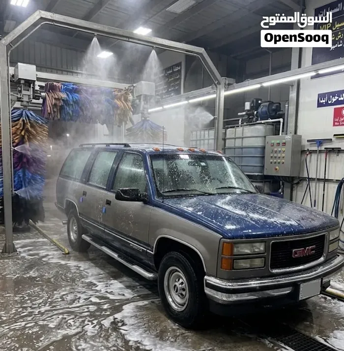 GMC Suburban 1999 photo 3