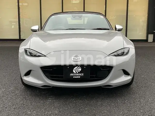 Mazda Roadster 2025 photo 2