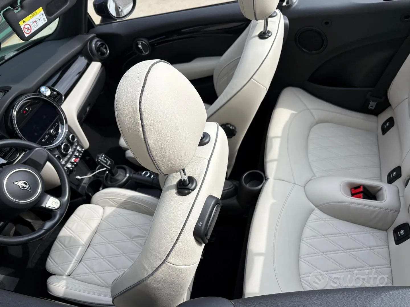 Mini Mini Cooper Cabrio 2023 photo 4