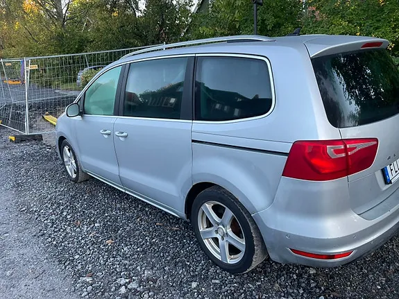 Seat Alhambra 2015 photo 5