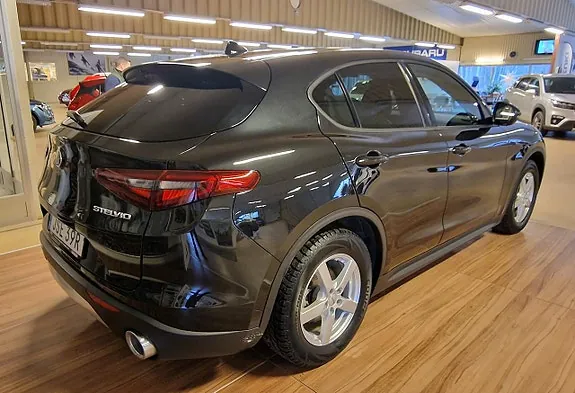 Alfa Romeo Stelvio 2019 photo 4