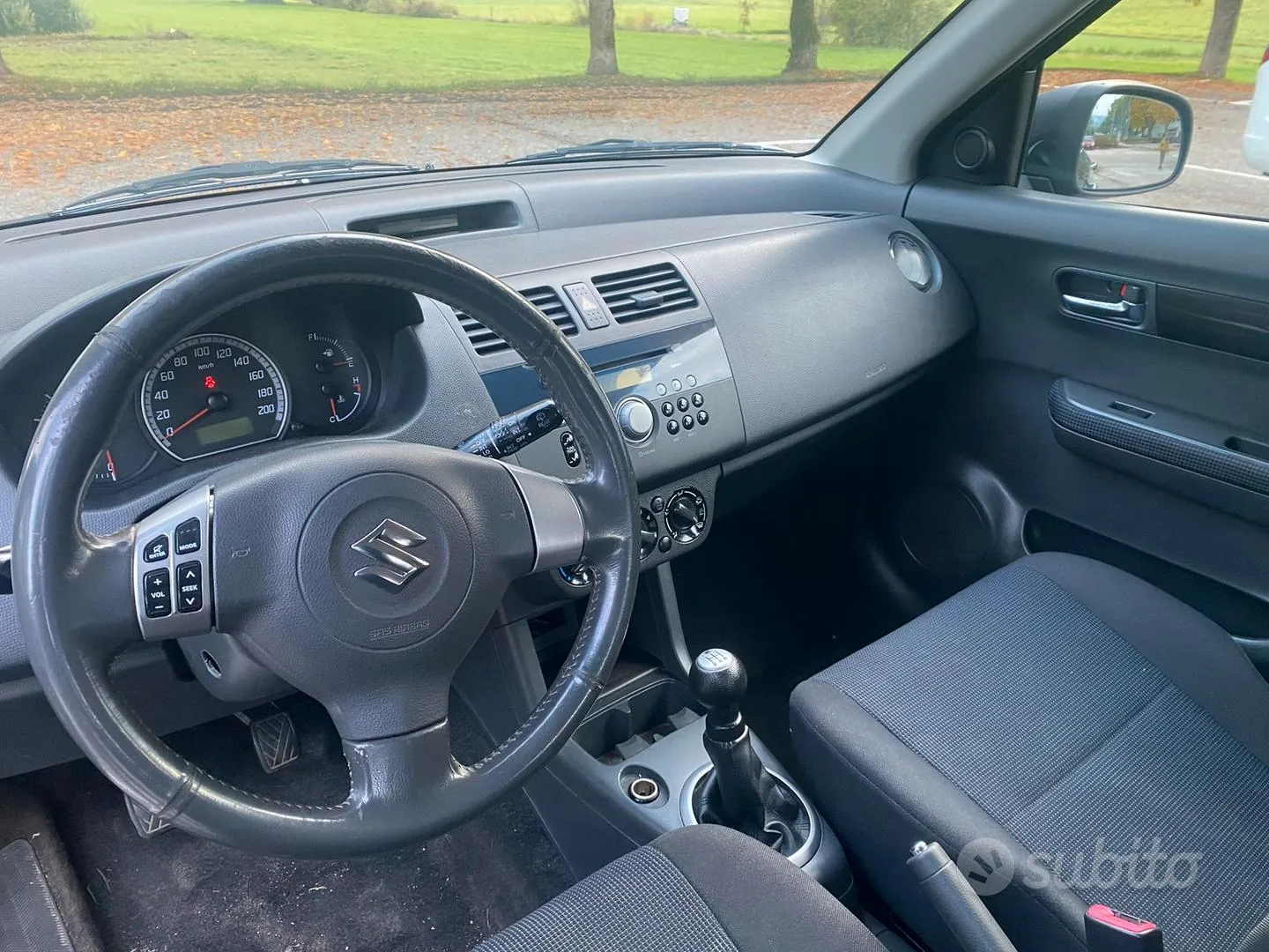 Suzuki Swift 2006 photo 5