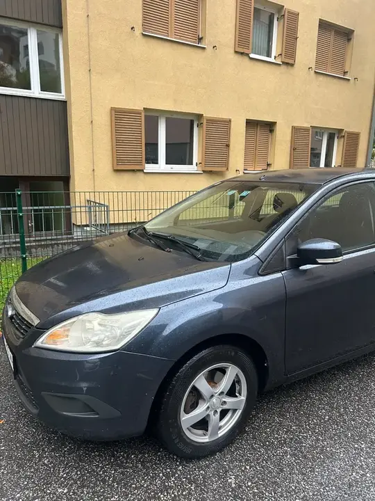 Ford Focus 2010 photo 3