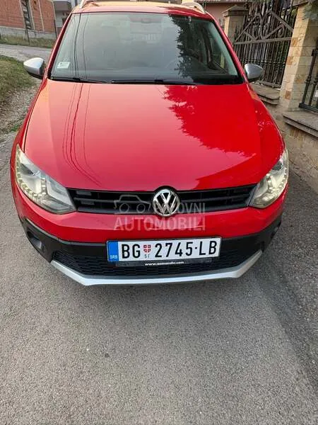 Volkswagen Cross Polo 2012 photo 3