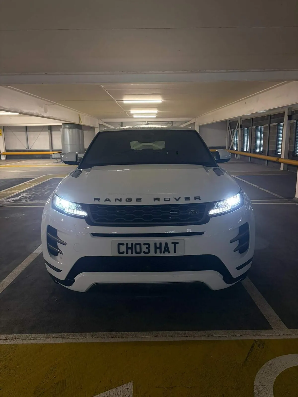 Land Rover Range Rover Evoque 2019 photo 3